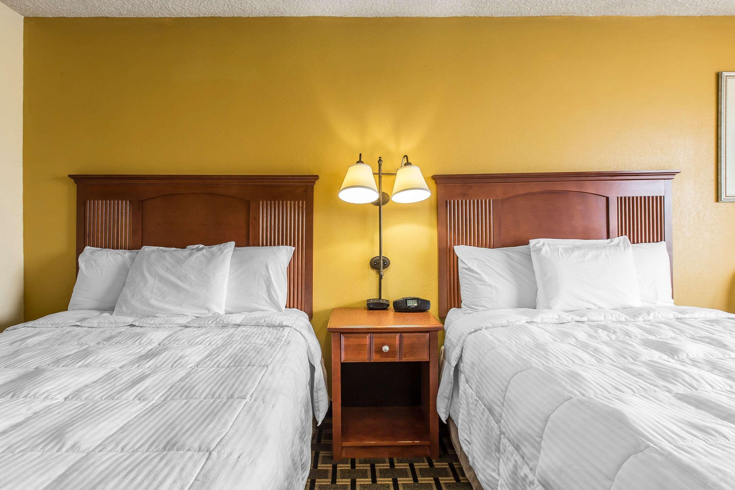 Econo Lodge Byron Ngoại thất bức ảnh