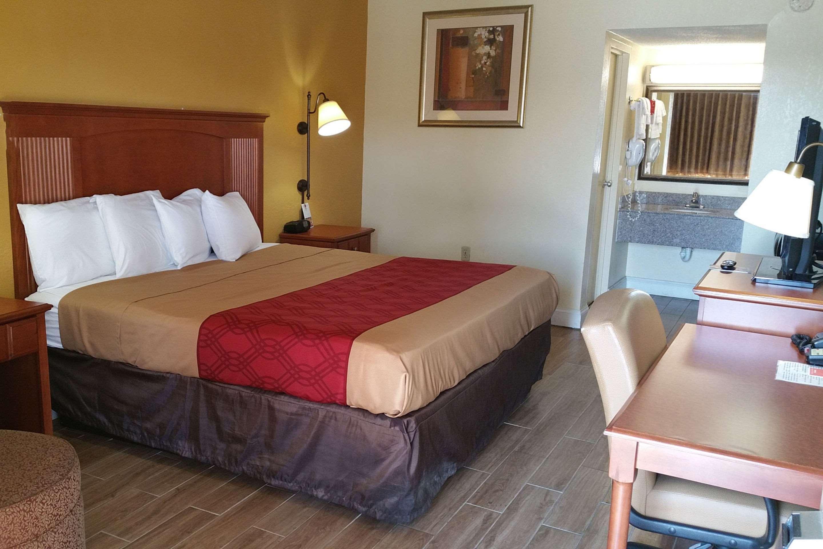 Econo Lodge Byron Ngoại thất bức ảnh